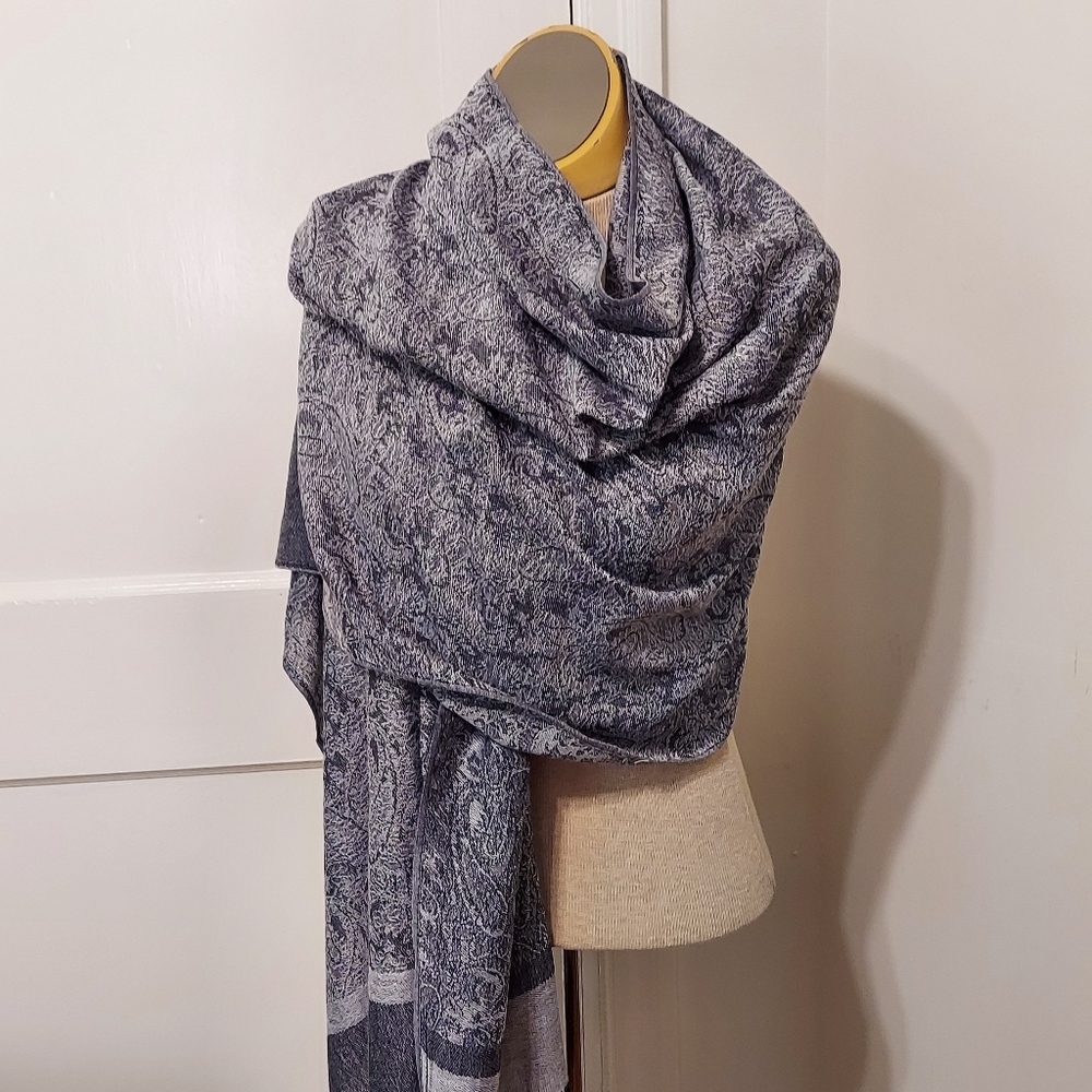 Paisley Print Fringed Shawl, Wrap, Scarf in Black and LIght Gray OS